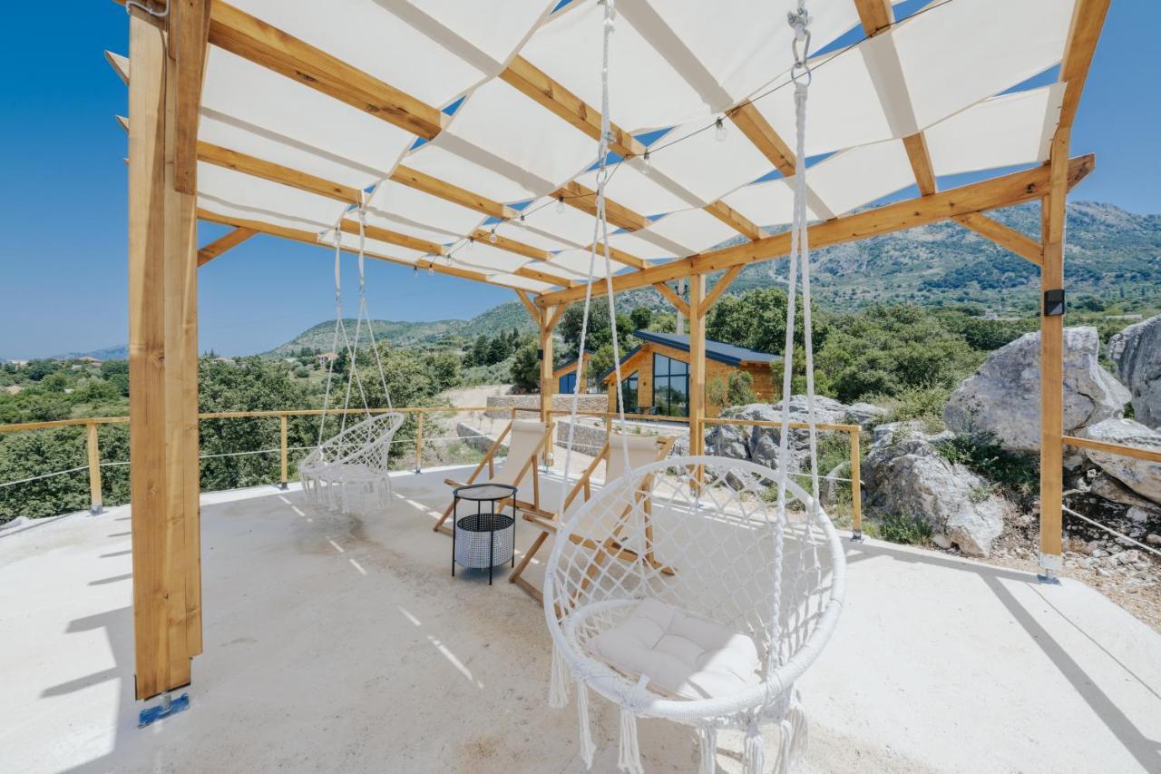 Olive Hills Holiday Homes Bar Exteriör bild